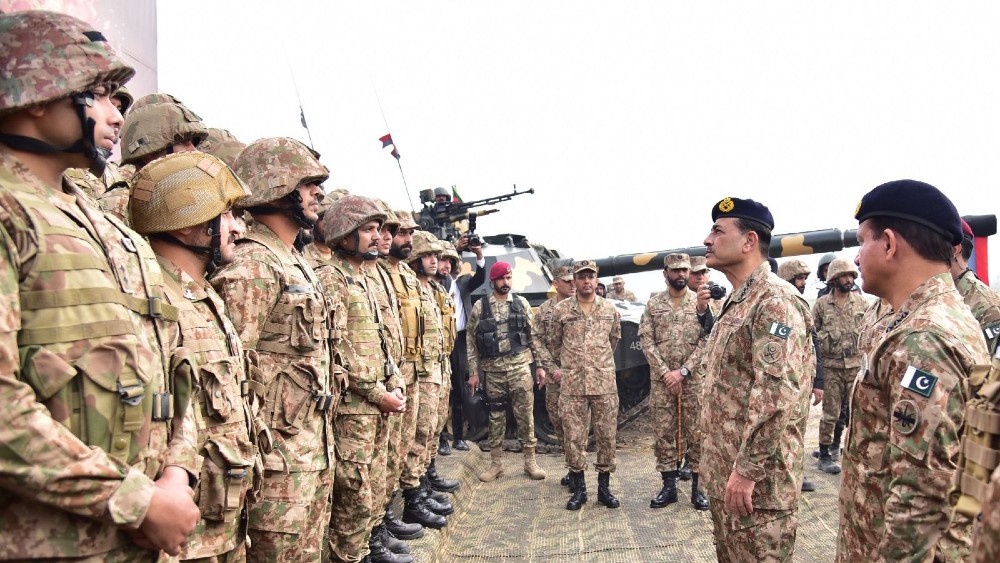 Pakistan military chief stresses technology, readiness during garrisons’ inspection visit